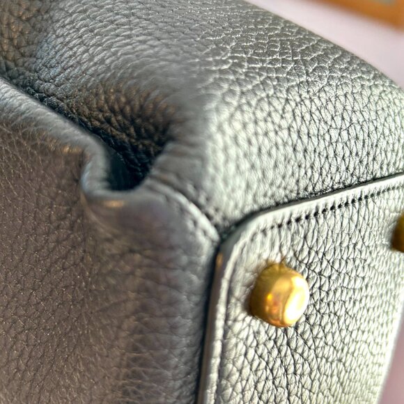 Coach Outlet Shay Crossbody in Black Pebbled Leather - Picture 10 of 14